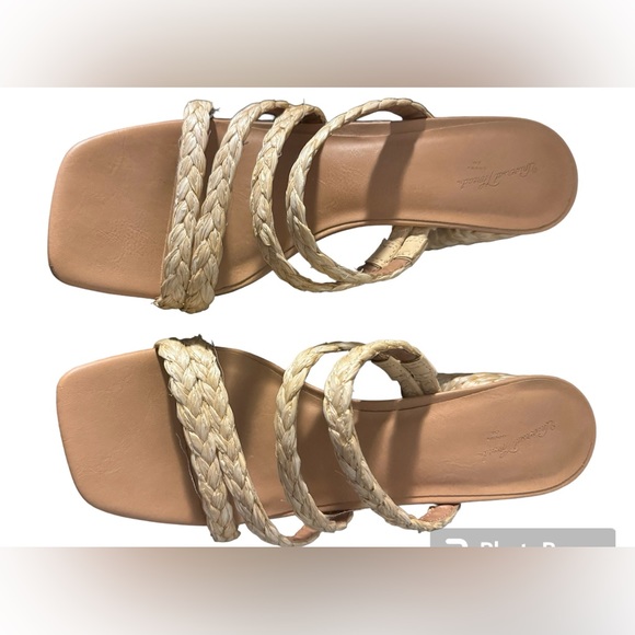 Light natural raffia sandal - Picture 3 of 4